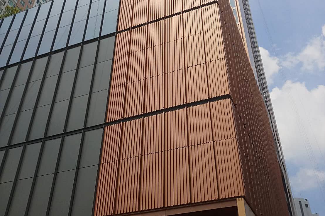 Aluminium cladding detail
