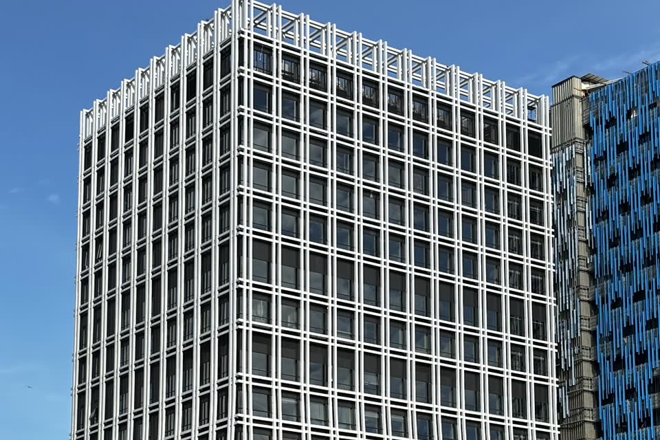 Aluminium doors and windows detail